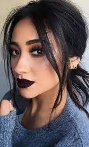 There is something about women with short hair that we just adore. Shay Mitchell Just Made Us Reconsider Black Lipstick Hair Makeup Makeup Looks Beauty