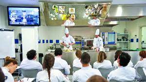 Universidad estatal que permite formar nuevos profesionales en carreras de mucha utilidad para su región. Tres Universidades Publicas Ya Ofrecen En Espana El Grado En Ciencias Gastronomicas