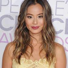 If you have this skin, you can wear well, from dark hair colors for blue eyes to blonde hair and blue eyes, here are some celebrities you might want to watch for hair color choice and tips. How To Choose The Best Hair Color For Your Skin Tone