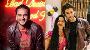 Vikas gupta had escaped from bigg boss 11 house after the housemates turned against him. My Family Finds It Embarrassing Vikas Gupta Reveals His Mother And Brother Left Him After Coming
