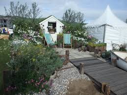 Like The Planting With The Deck For Top Garden Seaside Garden Home Garden Design Garden Room