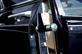 Rolls Royce Pop Out Umbrella Keeps Riders Dry Psfk Rolls Royce Phantom Rolls Royce Rolls Royce Umbrella