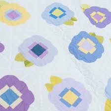 Botanica Quilt By Julia Wentzell Of Briar Hill Designs On Instagram 2017 Quilts Quilt Patterns Kids Rugs
