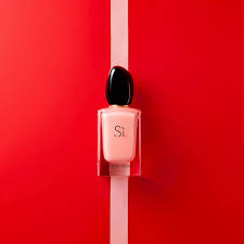 Thank you so much for watching, and please remember to subscribe for future fragrance reviews. Giorgio Armani Si Fiori