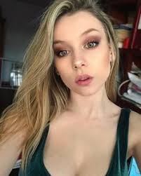 Ester exposito icons like or reblog if you save 40 Ester Exposito Ideas Ester Elite Spanish Actress