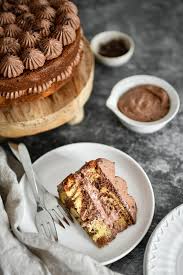 Layer Cake Marbre Adopte Un Gateau Recette Cake Marbre Layer Cake Recettes Sucrees