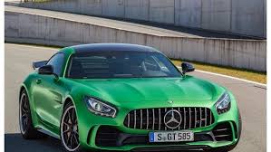 Mercedes Amg Gt R 2017 Verte Avec Un Nez De Requin Photos Et Info Voitures De Luxe Voiture Mercedes Benz Amg