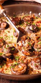 Creamy Mushrooms With Bacon And Sausage In 2020 Stuffed Mushrooms Sausage Mushroom Recipe Bacon Recipes