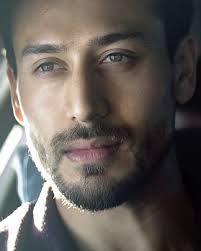 Tiger Shroff Itigershroff Twitter Tiger Shroff Tiger Shroff Body Bollywood Actors
