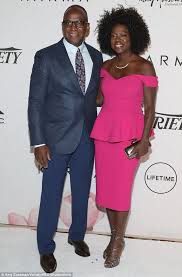 Julius tennon and viola davis wed in 2003. Viola Davis Husband Julius Tennon Says Failed Burglars Won T Be Coming Back Daily Mail Online