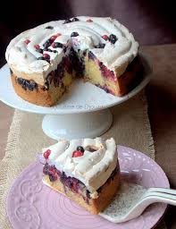 Gateau Moelleux Aux Fruits Rouges Et Sa Meringue Craquante