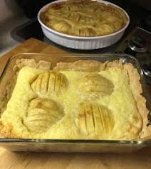There S A Hippy In The Kitchen Apple Tart In A 9 X 13 Glass Casserole Pan Apple Puff Pastry Apple Tart Puff Pastry Crust