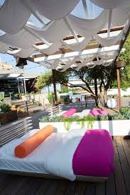Britishstyleuk 7 Steps To Love Island Style In Your Own Garden Butterfly Garden Design Island Villa Love Island