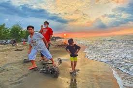 Pantai sigandu, batang, jawa tengah 🏖️ dapatkan informasi terkait htm, rute dan ulasan dari para pengunjung pantai sigandu di pantainesia. Pantai Sigandu Harga Tiket Masuk Spot Foto Terbaru 2021