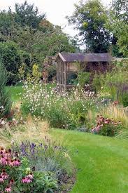 Creative Cottage Ideas You Can Create To Accent Your Landscape Cottage Garden Designs Desig Cottage Garden Design Country Garden Design Garden Design Plans