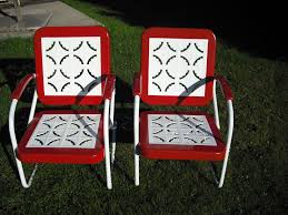 This Is A Pair Of 1950 S Metal Lawn Chairs That Came From A Flea Market I Took Then Apart And Sand Blasted Pr Metal Lawn Chairs Vintage Chairs Lawn Furniture