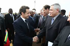 Robert bourgi, maintient ses accusations de financements occultes en provenance d'afrique. 10 Choses A Savoir Sur Robert Bourgi Qui Dit Avoir Piege Fillon Avec Deux Costumes