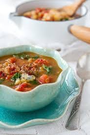 27 Delicious And Hearty Soups With No Meat Vegetarian Recipes Kale Soup Soup Recipes