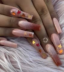 Are you completely obsessed with ombre nails right now like me? 22 Stunning Fall Nail Ideas For Autumn 2020 Ombre Neutral Nails