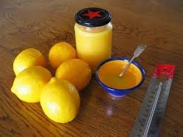 Lemon Curd Annabel Langbein 340gm Caster Sugar 220gm Butter Finely Grated Zest Of 1 Lemon 300ml Lemon Juice About 6 Juicy Le Lemon Curd Lemon Curd Recipe Curd