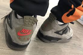 Pin On Sneakers