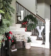 Discover 37 easy and/or diy christmas decorations, including wreaths, advent calendars, ornaments looking for the best christmas decoration ideas? 59 Christmas Home Decorating Ideas Holiday Home Decor Ideas Christmas Home Decor Christmas Staircase Decor Christmas Decorations For The Home Christmas Deco