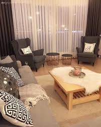 Modern Stile Keyif Katan Detaylar Cansu Hanim In Evi Ev Gezmesi Oturma Odasi Fikirleri Oturma Odasi Dekorasyonu Oturma Odasi Tasarimlari