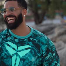 I cant stop playing the new drake track best i ever had from his sick. Pin On Champegnepapi