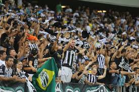 Continha sete listras alternadas em branco e preto, além de trazer as iniciais csc. Ceara X Criciuma Saiba Como Assistir Ao Jogo Ao Vivo Na Tv