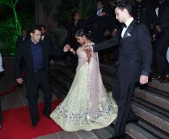 Arpita Khan S Wedding Katrina Deepika And Others Who Didn T Attend Marriage Reception In Mumbai Ibtimes India The wedding celebrations of bollywood superstar salman khan's sister arpita khan with businessman aayush sharma began at the taj falaknuma hotel here tuesday evening.