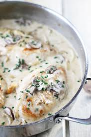 Chicken In Garlic Mushroom Cream Sauce Serves 4 6 4 Boneless Chicken Breasts 3 Tbsp Olive Oil Salt And Pepper To Taste 3 Tbsp Butter Recipes Recet