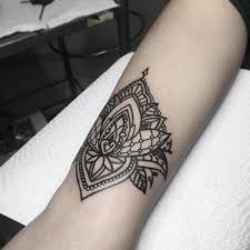 Lotus Mandala Dovmesi Bilek Dovmeleri Dovme Mandala Dovmesi