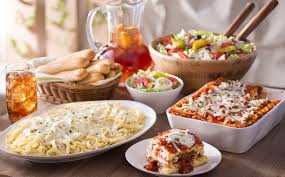 Lasagna Combination Serves 8 10 Lunch Dinner Menu Olive Garden Italian Restaurant Dinner Entrees Mexican Food Recipes Authentic Dinner