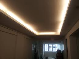 Wow Terrifically Bad Cove Lighting Installation The Illuminance Is Way Too High We Can Clearly See Where The Lamp Sockets Are Located And T Led Cartongesso