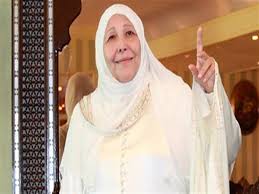 توفيت الداعية المصرية الشهيرة عبلة الكحلاوي، مساء الأحد، عن عمر ناهز 72 عاما متأثرة بإصابتها بفيروس كورونا المستجد. ÙˆÙØ§Ø© Ø§Ù„Ø¯ÙƒØªÙˆØ±Ø© Ø¹Ø¨Ù„Ø© Ø§Ù„ÙƒØ­Ù„Ø§ÙˆÙŠ Ù…ØªØ£Ø«Ø±Ø© Ø¨Ø¥ØµØ§Ø¨ØªÙ‡Ø§ Ø¨ÙÙŠØ±ÙˆØ³ ÙƒÙˆØ±ÙˆÙ†Ø§ Ù…ØµØ±Ø§ÙˆÙ‰
