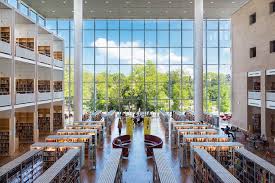 Malmo City Library This Part By Danish Architect Henning Larsen Who Also Draw The Copenhagen Opera House Flickr Swedish Architecture City Library Architect