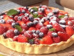 Tarte Aux Fruits Rouges Et Creme Patissiere En 2020 Tarte Fruits Rouges Tarte Aux Fruits Patissiere