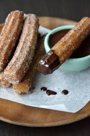 Ingredients Pour 45 Churros 25 Cl D Eau 60 G De Beurre 1 Pincee De Sel 60 G De Sucre En Poudre 225 G De Fari Recette Nourriture Gateaux Et Desserts