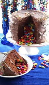 1001 Idees Pour Une Decoration Originale De Gateau D Anniversaire Garcon Gateau Anniversaire Gateau Anniversaire Garcon Idee Gateau Anniversaire