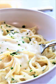 Gluten Free Copycat Olive Garden Alfredo Sauce Let Them Eat Gluten Free Cake Recipe Chicken Alfredo Recipes Alfredo Sauce Recipe Easy Gluten Free Alfredo Sauce