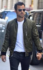 Justin Theroux In Olive Green Flight Jacket Men S Spring Summer Fashion Bomber Jacket Outfit Bomber Jacket Men Mens Outfits