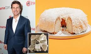 Corden explained that he woke up to a chocolate cake from cruise, wishing him good luck ahead of hosting the award show. Bakery Behind Tom Cruise S Christmas Cake Says He Kept Us In Business Daily Mail Online