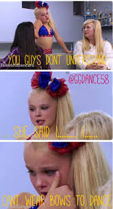 Rumors fly after cast releases telling photos. Jojo Comic Credit To Ggdance58 I Feel So Bad For Her I Know She Loves Bows And I Wear Bows To Dance All The Ti Dance Moms Funny Dance Moms