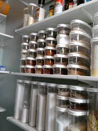 Etagere Cuisine Design Les 39 Meilleures Idees Selectionnees Archzine Fr Organisation De Petite Cuisine Ikea Garde Manger Cuisines Design