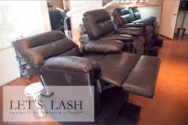 Comfortable Recliner Chairs At Let S Lash An Eyelash Extension Studio In Scottsdale Az Take A N Eyelash Extensions Salons Eyelash Extensions Esthetician Room
