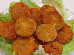 Paula Deen Cooks Fried Green Tomatoes Get Cookin With Paula Deen Youtube Fried Green Tomatoes Recipe Tomato Recipes Paula Deen Fried Green Tomatoes Recipe