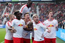 All information about rb leipzig (bundesliga) current squad with market values transfers rumours player stats fixtures news. Rb Leipzig Adalah Klub Yang Cocok Untuk Pemain Muda Mengapa Demikian Vivagoal Com