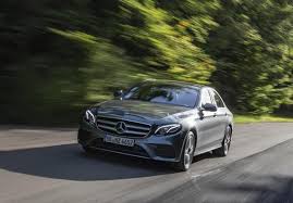 Essai Mercedes E 300e L Hybride Essence De Retour Mercedes E Mercedes Voiture Hybride Rechargeable