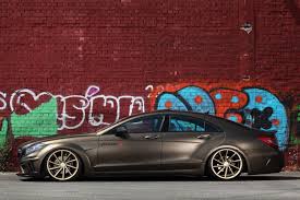Fostla Slams Down And Powers Up Mercedes Benz Cls 350 Cdi Carscoops Mercedes Benz Cls Mercedes Cls Mercedes Benz
