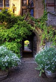Oxford The Passage To The Chapel At Balliol College In Spring From Orplid On Tumblr Oxford England England English Countryside